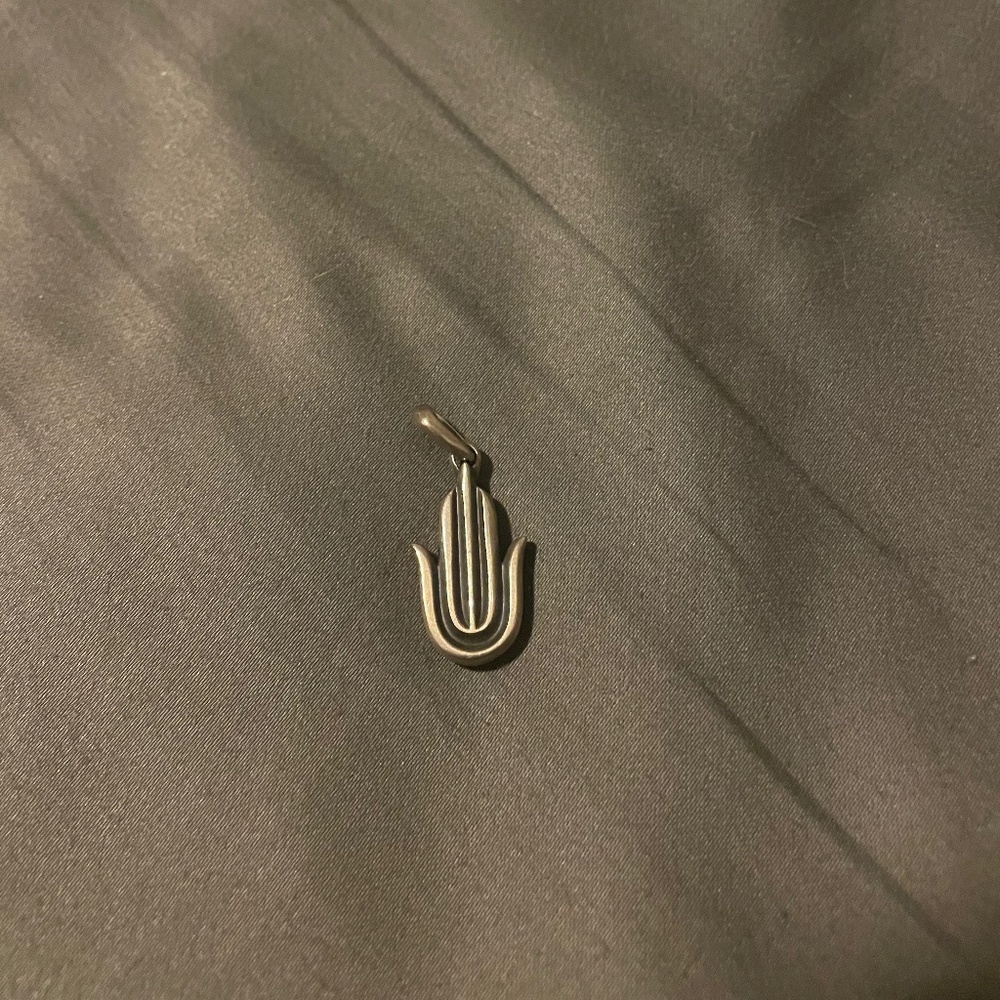 David Yurman Petrvs Hamsa Amulet